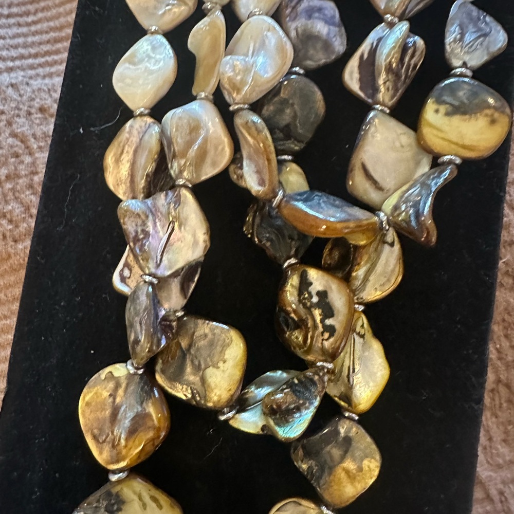 New York & Company Layered Shell Necklace - Cream and Brown - Picture 9 of 9